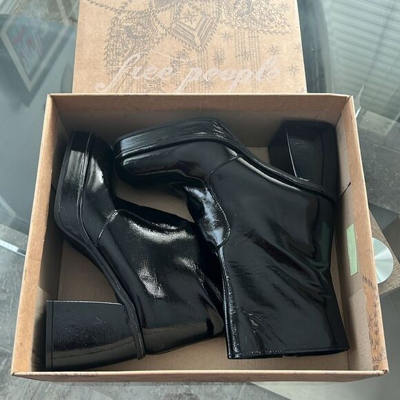 Free People Ruby Platform Bootie in Black Patent, New, Size EU39 US9 - Picture 7 of 14